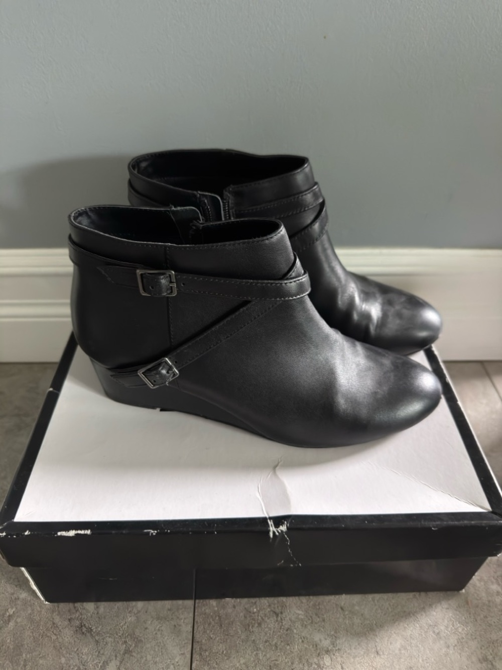 Nine West Black Leather Ankle Wedge Boots